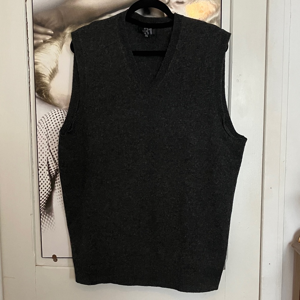 Simons Dark Gray V-Neck Sweater Vest 100% lambswool